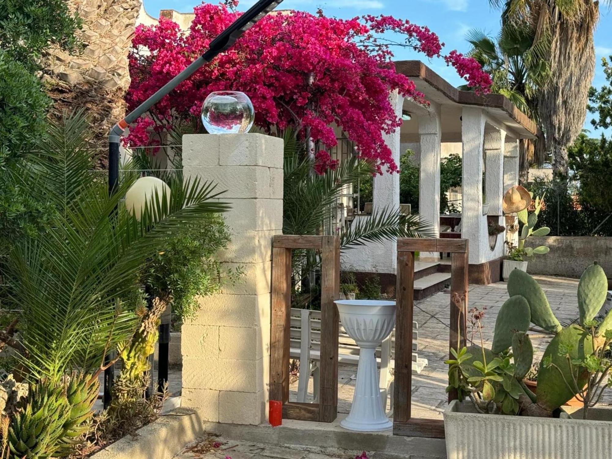 Villa Torretta - Mare Salento 마리나 디 리차노 외부 사진